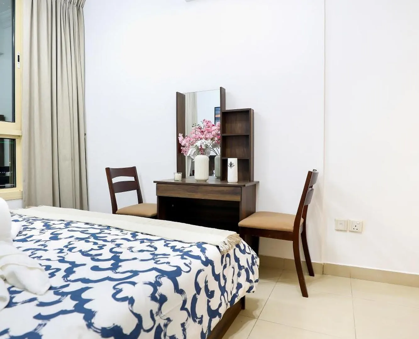 Superb 1Bed Marina View Pool Jbr Beach Parking Dubai Apartment